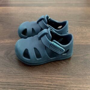 Ten Little Kids' Baby Toddler Splash Closed Toe Water Sandals Navy Blue Size 6